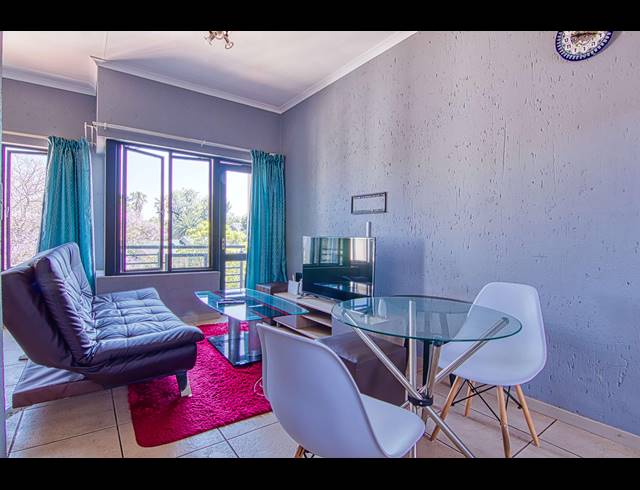 0.5 BEDROOM APARTMENT TO LET IN FERNDALE